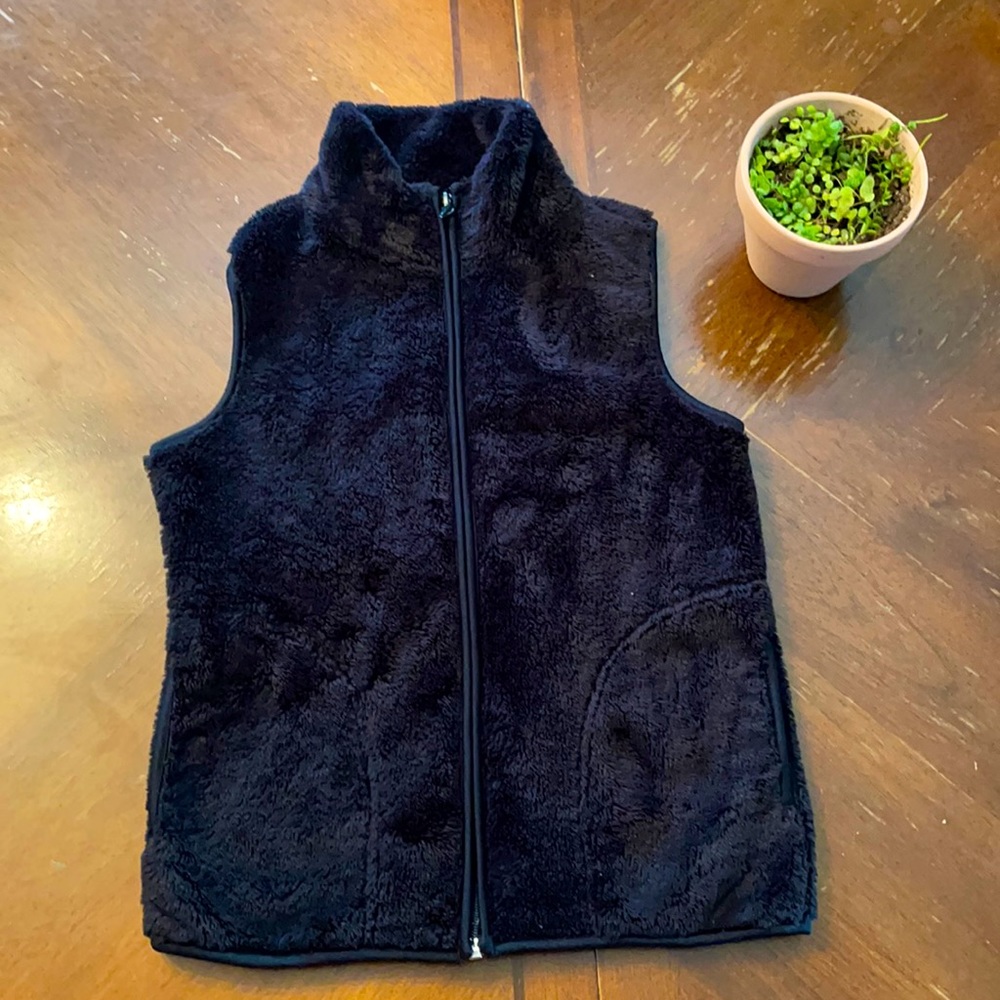 Old Navy Girls Winter Vest Size M or 8